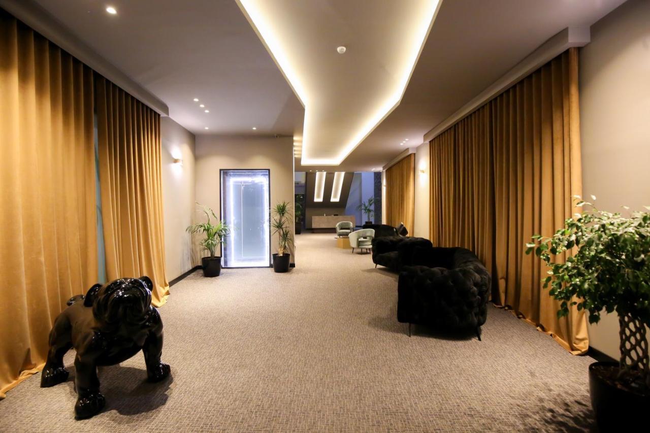 The Central View Boutique Hotel Vlore Ngoại thất bức ảnh